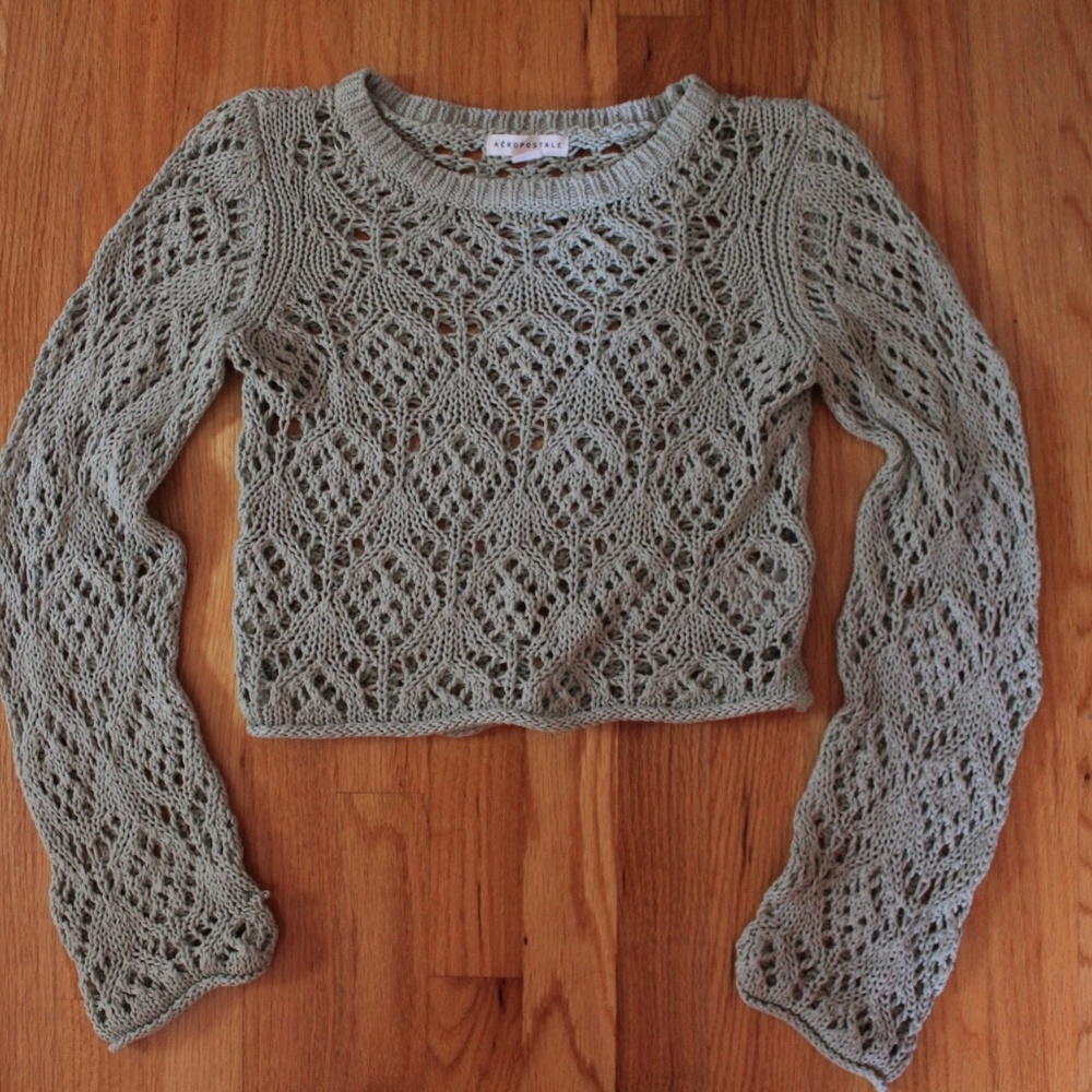 Aeropostale crochet top